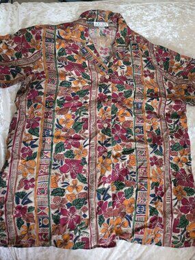 STUNT 100% Silk Hawaiian Floral Camp Shirt Men’s Medium Vintage Style